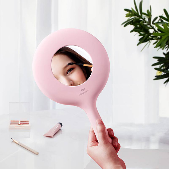 LED makeup mirror