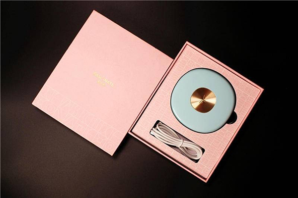 FASCINATE LED Pocket Mirror - Keep Your Delicate Makeup Anytime,Anywhere!